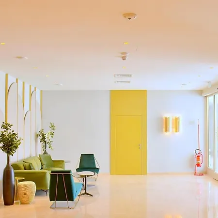 Apartman Warm Flat In The Heart Of - Beahost *