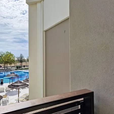 Warm Flat In The Heart Of - Beahost