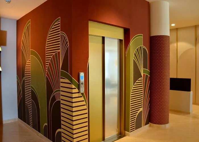 Warm Flat In The Heart Of - Beahost Apartment